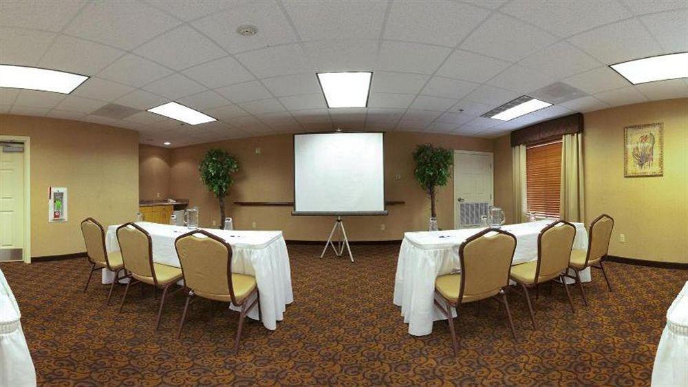 Holiday Inn Express Las Vegas-Nellis By Ihg Buitenkant foto