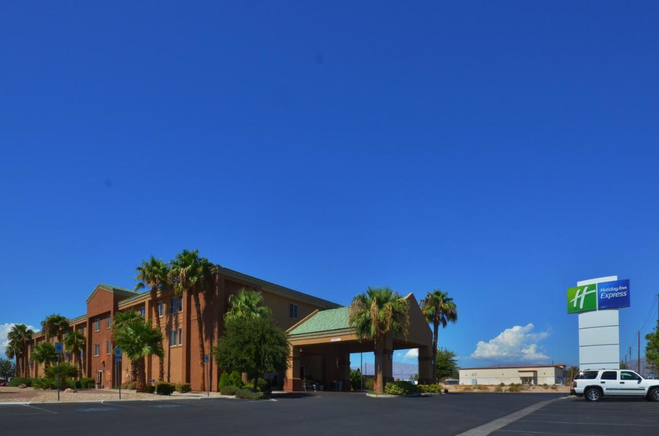 Holiday Inn Express Las Vegas-Nellis By Ihg Buitenkant foto